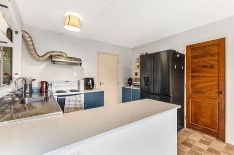 Photo of property in 42 Omata Road, Marfell, New Plymouth, 4310