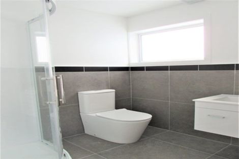 Photo of property in 11a Kowhai Street, Tawa, Wellington, 5028