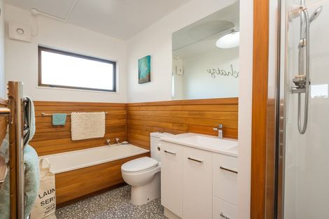 Photo of property in 1 Winchester Street, Merivale, Christchurch, 8014