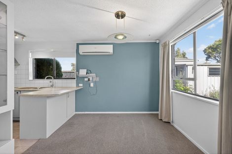 Photo of property in 2/70 Marlow Road, Aranui, Christchurch, 8061