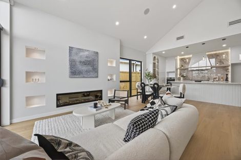 Photo of property in 12 Piko Road, Opaheke, 2113