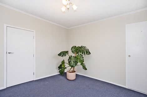 Photo of property in 787 Queens Drive, Waikiwi, Invercargill, 9810
