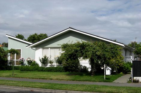 Photo of property in 50 Glenharrow Avenue, Avonhead, Christchurch, 8042