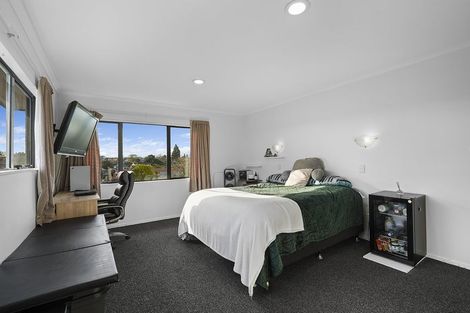 Photo of property in 43 Western Heights Drive, Western Heights, Hamilton, 3200