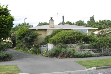 Photo of property in 40 Frensham Crescent, Woolston, Christchurch, 8062