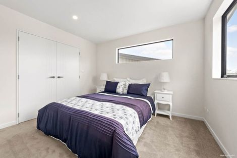 Photo of property in 37b Kingdale Road, Henderson, Auckland, 0610