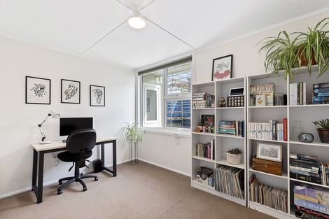 Photo of property in 132 Mitchell Street, Brooklyn, Wellington, 6021