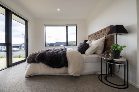 Photo of property in 11 Kanono Way, Helensville, 0800