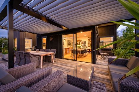 Photo of property in 1 Kirimoko Crescent, Wanaka, 9305