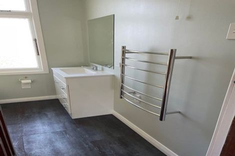 Photo of property in 41 Lyndhurst Street, Takaro, Palmerston North, 4412