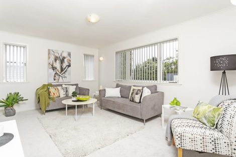 Photo of property in 1/5 Woodside Road, Manurewa, Auckland, 2102