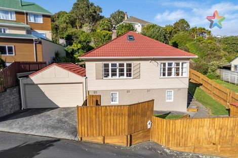 Photo of property in 99 Sunshine Avenue, Karori, Wellington, 6012