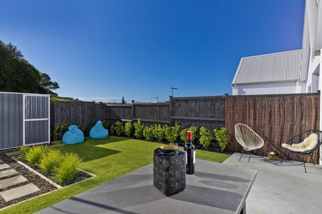 Photo of property in 38b Taikura Avenue, Red Beach, 0932