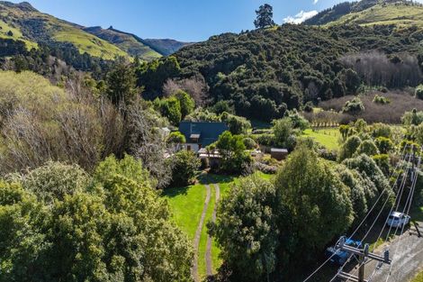 Photo of property in 9 Harmans Track, Little River, 7591