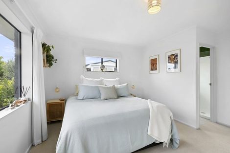 Photo of property in 172b Mangorei Road, Merrilands, New Plymouth, 4312