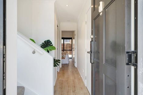 Photo of property in St Claire Village, 209/172 Mcleod Road, Te Atatu South, Auckland, 0610