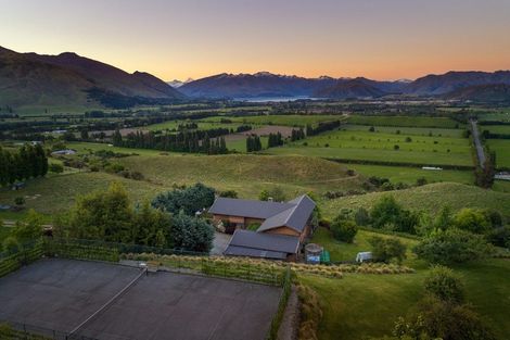 Photo of property in 711 Mount Barker Road, Wanaka, 9382