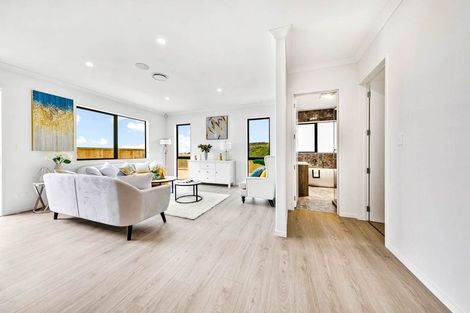 Photo of property in 18 Piedmonte Avenue, Pokeno, 2402