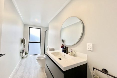 Photo of property in 9b Hinau Grove, Wainuiomata, Lower Hutt, 5014