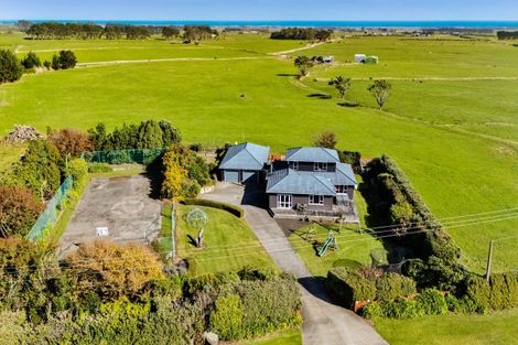 Photo of property in 2775 Eltham Road, Te Kiri, Opunake, 4682