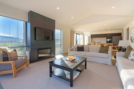 Photo of property in 35 Mount Nicholas Avenue, Wanaka, 9305