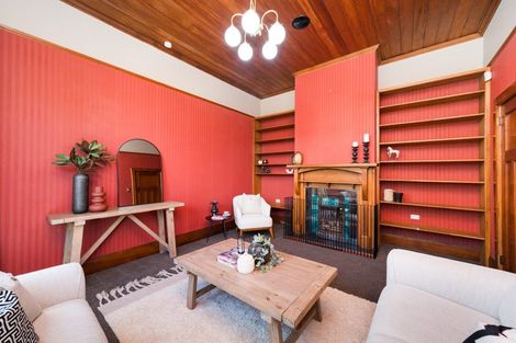 Photo of property in 16 Margaret Street, Roslyn, Palmerston North, 4414
