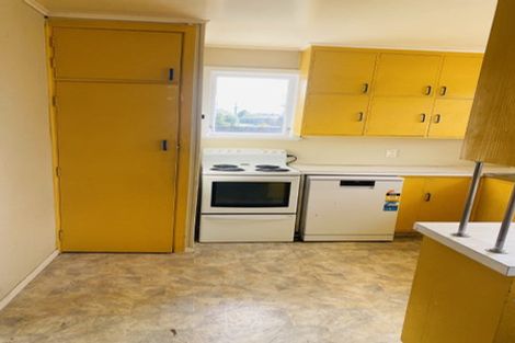 Photo of property in 81a Carrington Avenue, Silverdale, Hamilton, 3216
