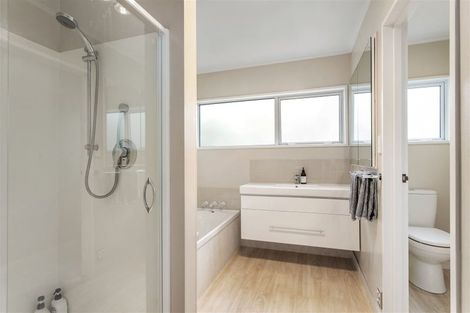 Photo of property in 4 Lady Polson Lane, Cashmere, Christchurch, 8022