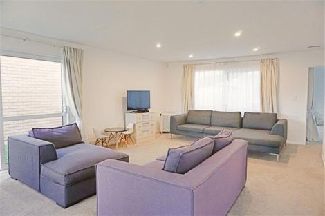 Photo of property in 8 Takahe Avenue, Takanini, 2112