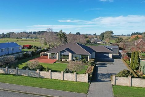 Photo of property in 6 Essex Street, Weston, Oamaru, 9401