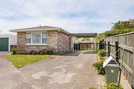 Photo of property in 4 Alice Place, Levin, 5510