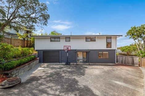 Photo of property in 18 Macnay Way, Murrays Bay, Auckland, 0630