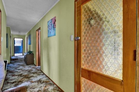 Photo of property in Upland Road, Tarurutangi, New Plymouth, 4372