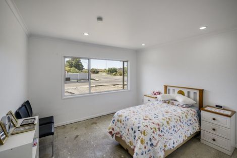 Photo of property in 1 Ngarimu Crescent, Taradale, Napier, 4112