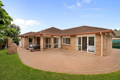 Photo of property in 5 Castlehill Court, Wattle Downs, Auckland, 2103
