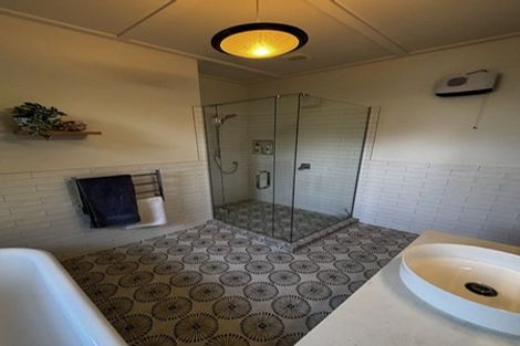 Photo of property in 22 Chilman Street, Strandon, New Plymouth, 4312