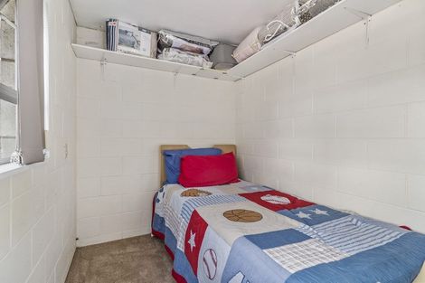 Photo of property in 18 Kohinoor Avenue, Mangere, Auckland, 2022