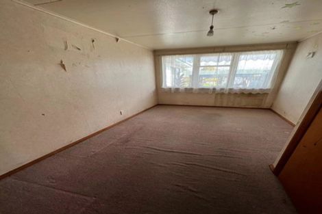 Photo of property in 15 Mayflower Close, Mangere East, Auckland, 2024