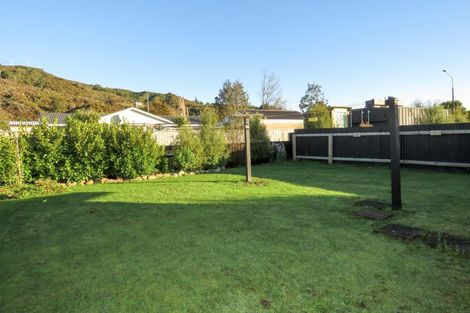Photo of property in 75 Shiel Street, Reefton, 7830