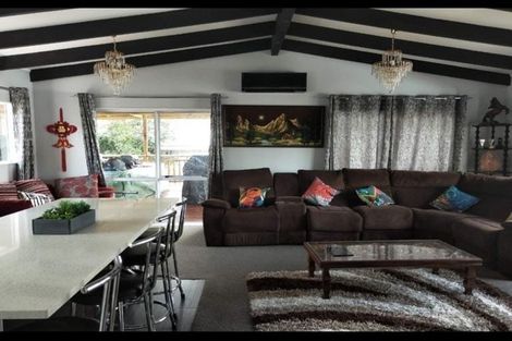 Photo of property in 57c Kamara Road, Glen Eden, Auckland, 0602