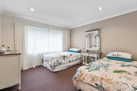 Photo of property in 4 Kororako Grove, Whalers Gate, New Plymouth, 4310