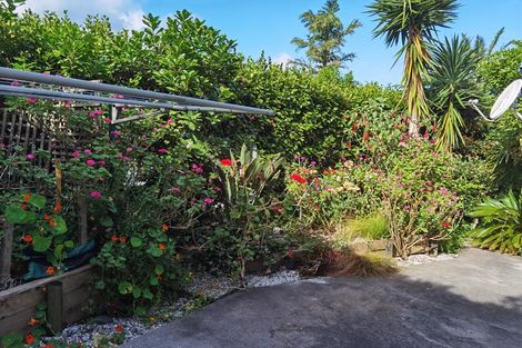 Photo of property in 21 Hinemoa Place, Snells Beach, 0920