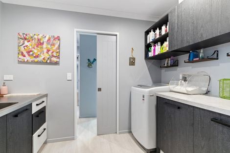 Photo of property in 14 Deans Place, Amberley, 7410