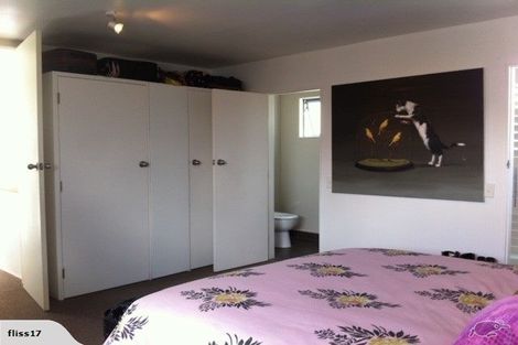 Photo of property in 3b Telford Terrace, Oriental Bay, Wellington, 6011