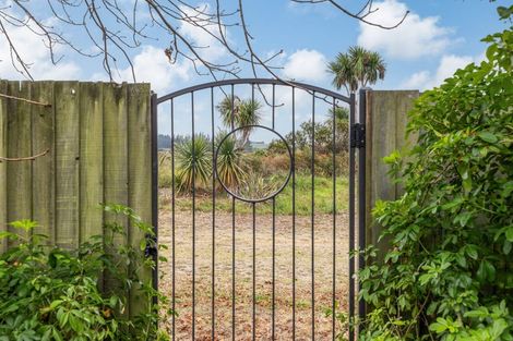 Photo of property in 31 Millcroft Place, Parklands, Christchurch, 8083