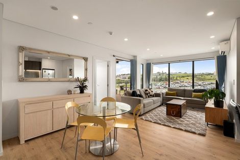 Photo of property in 322/3 Kaipiho Lane, Albany, Auckland, 0632