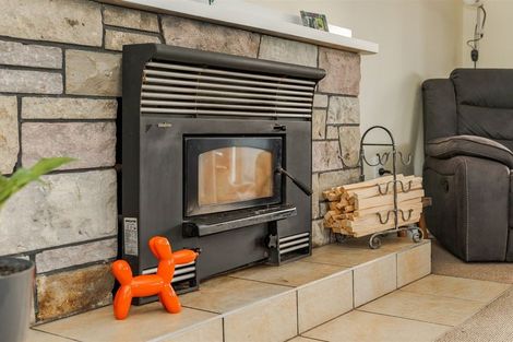 Photo of property in 181a Queen Street, Westport, 7825