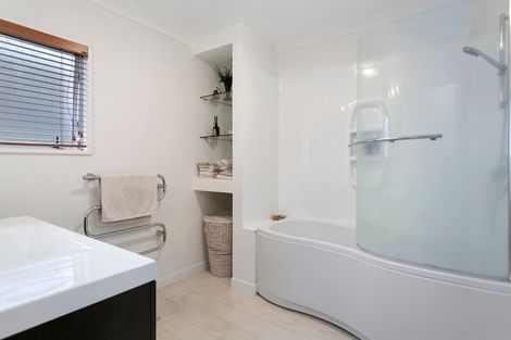 Photo of property in 28 Kingsley Street, Leamington, Cambridge, 3432