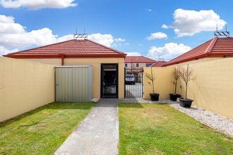 Photo of property in 42 Stanmore Road, Phillipstown, Christchurch, 8011