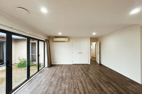 Photo of property in 14 Cairns Crescent, Rototuna, Hamilton, 3210